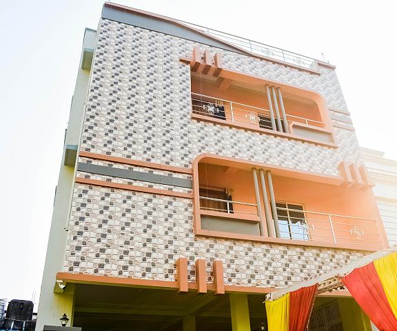 OYO Flagship David's Den Orissa Bhubaneswar Facade