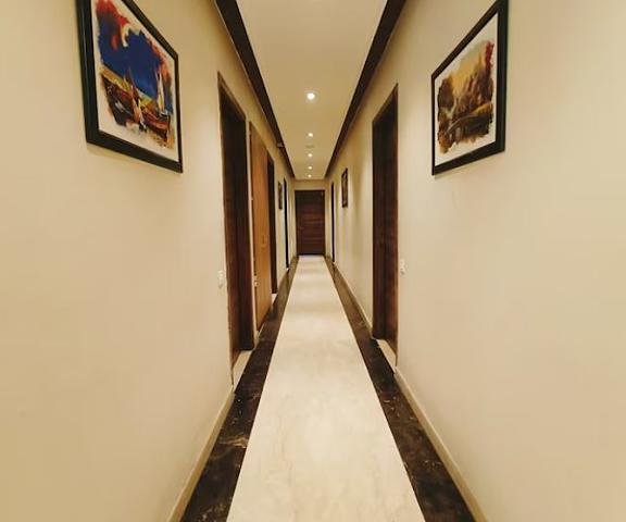 Hotel Grand Fortune Punjab Amritsar Hallway