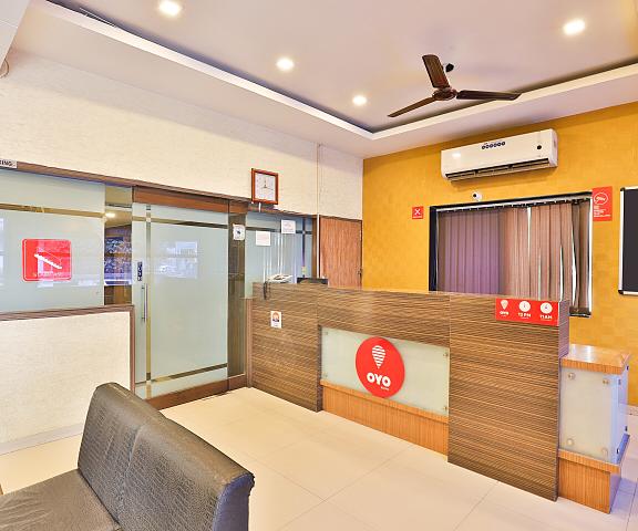 OYO Flagship 3444 Hotel Sunrise Gujarat Vadodara Reception