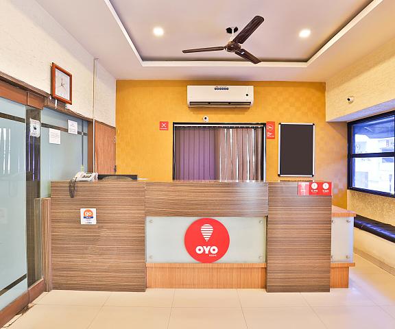 OYO Flagship 3444 Hotel Sunrise Gujarat Vadodara Reception