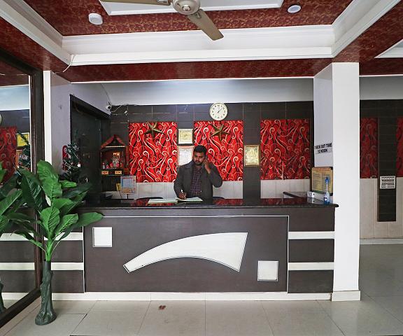 OYO Flagship 28053 Hotel Gayatri Palace Uttar Pradesh Agra Reception