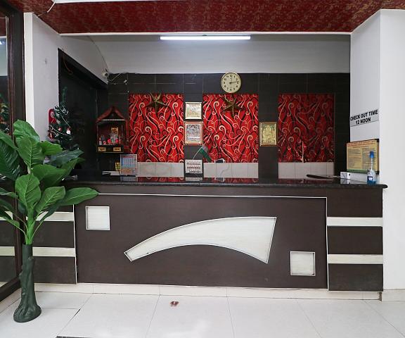 OYO Flagship 28053 Hotel Gayatri Palace Uttar Pradesh Agra Reception
