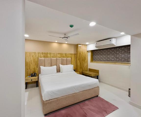 The Habitat Suites Kerala Guruvayoor Hotel Exterior