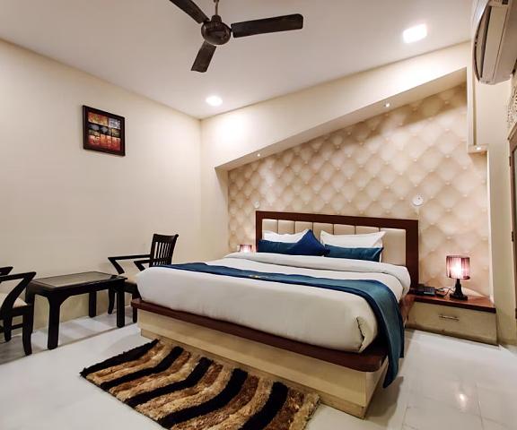 WestCottas Hotel Punjab Jalandhar Superior King Room