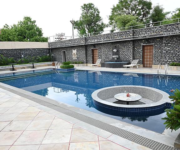 The Trishala Vilas Rajasthan Ranakpur Pool