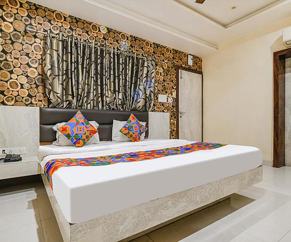 FabExpress Shivam Palace Madhya Pradesh Ujjain bedroom