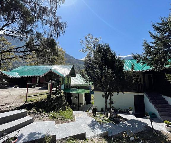 Apple Valley Cottages Sikkim Lachung exterior view