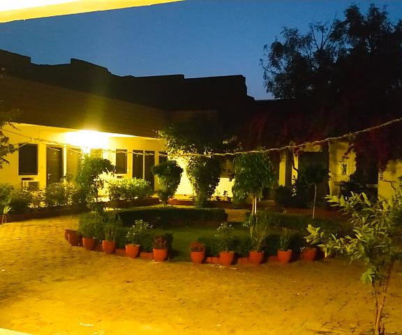 HOTEL SHYAM PALACE INDIA AGRA Uttar Pradesh Agra garden