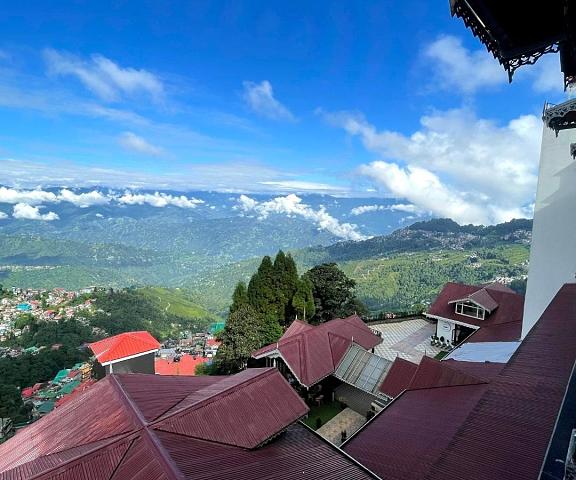 Istana Resort and Spa West Bengal Darjeeling view