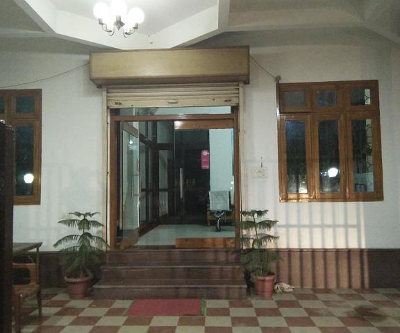 NARENDRA GUEST HOUSE Uttar Pradesh Varanasi entrance