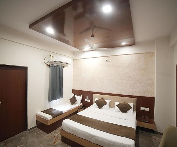 Hotel Balaji Square Gujarat Porbandar Super Deluxe Air Conditioining Room