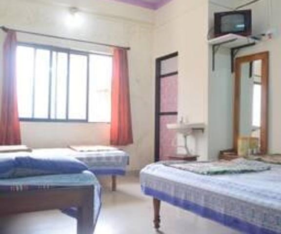 Hotel Kavijay Maharashtra Dapoli Family Non AC Suite Room