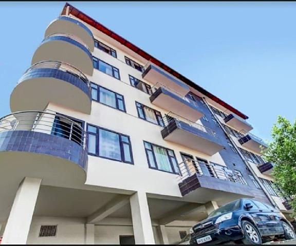 Uphill Courtyard Family Suites for 1 to 6 People on Hilltop Himachal Pradesh Shimla Hotel Exterior