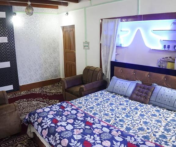 Wani Guest House  Jammu and Kashmir Gulmarg Double Room