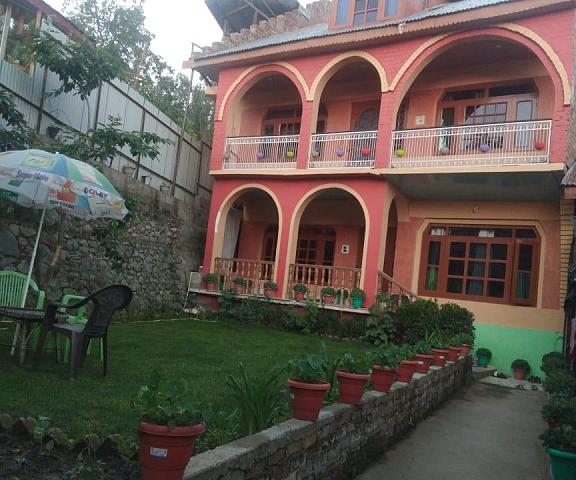 Wani Guest House  Jammu and Kashmir Gulmarg garden