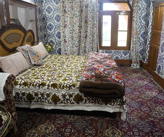 Wani Guest House  Jammu and Kashmir Gulmarg Double Room