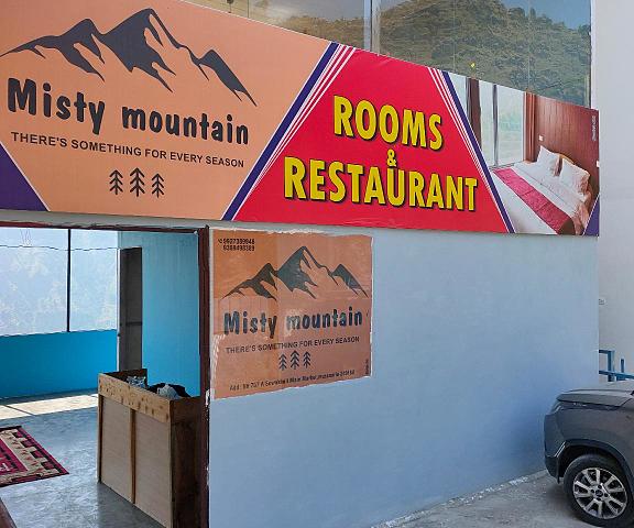 Misty mountain  Uttaranchal Mussoorie reception