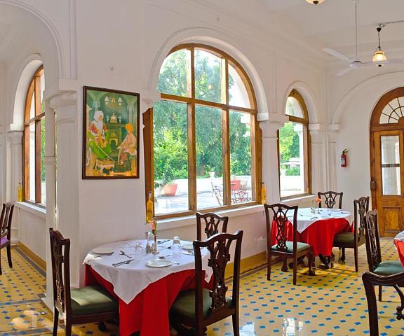 Neemrana's Baradari Palace Punjab Patiala restaurant