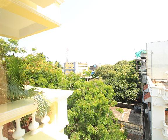 French Breeze Residency Pondicherry Pondicherry balcony/terrace