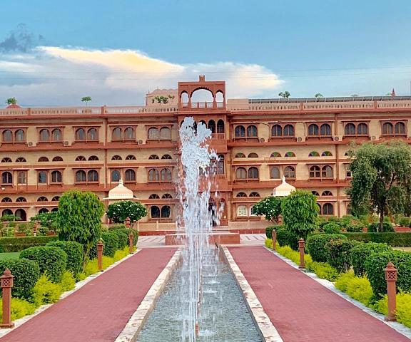 Umaid Palace - Getaway Resort Near Jaipur Close to Bhangarh & Chand Baori Stepwell Abhaneri Rajasthan Jodhpur exterior view