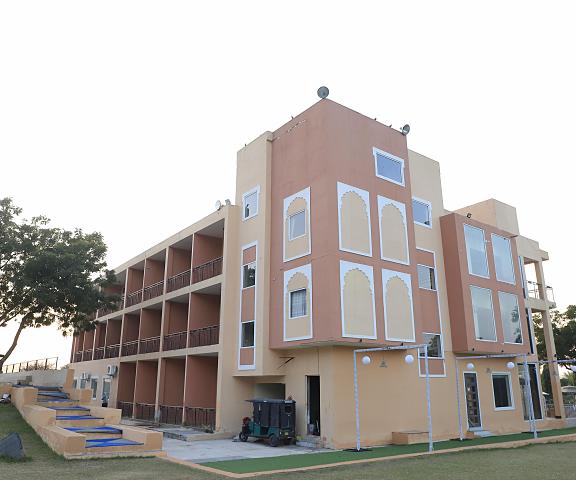Manohar Villas (A unit of Kawatra Hosputality ) Rajasthan Behror Hotel Exterior