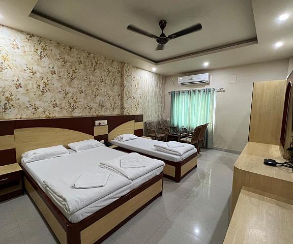 HOTEL LEE GARDEN Maharashtra Igatpuri Deluxe Triple Rooms