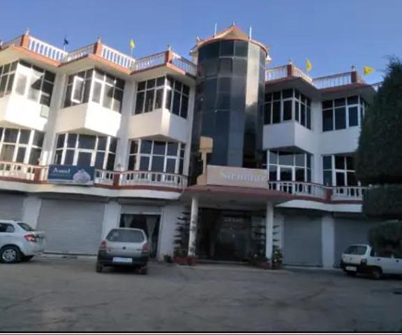 Hotel Grand Sirmaur Uttaranchal Chamba exterior view