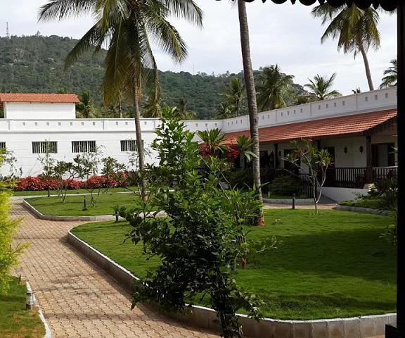 Oriole Resorts Karnataka Mysore garden