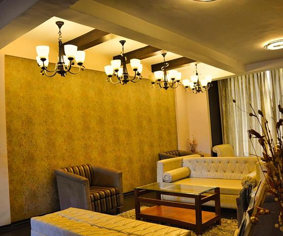 Hotel Pine Spring Gulmarg Jammu and Kashmir Gulmarg lobby