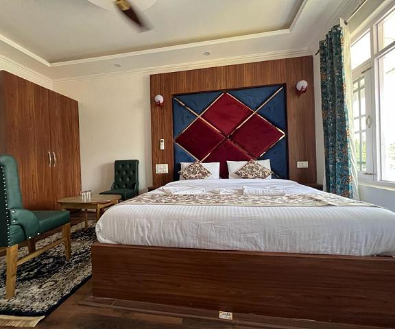 Pandith Exotics Hotel And Restaurant  Jammu and Kashmir Gulmarg Deluxe Double Room