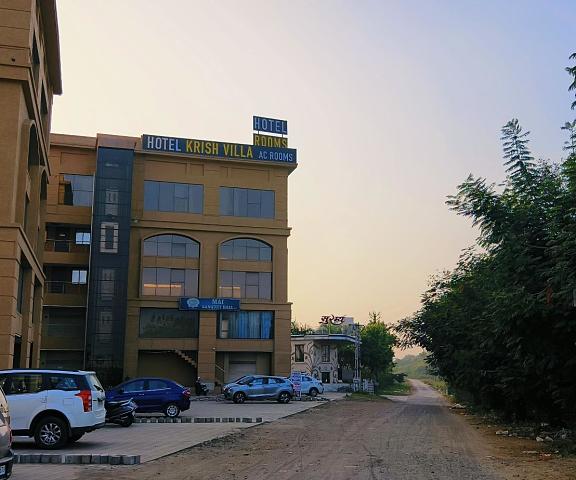 Hotel Krish Villa Gujarat Vadodara lobby