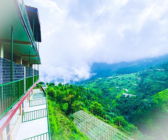 Pristine Mountain Lodge Himachal Pradesh Shimla exterior view