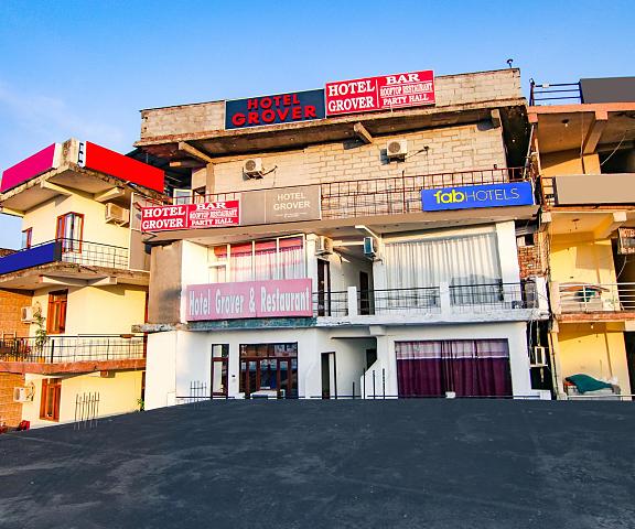 FabHotel Grover Himachal Pradesh Kangra Hotel Exterior