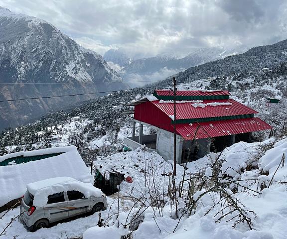 Snow Mount Hotel Auli Himachal Pradesh Kasauli entrance