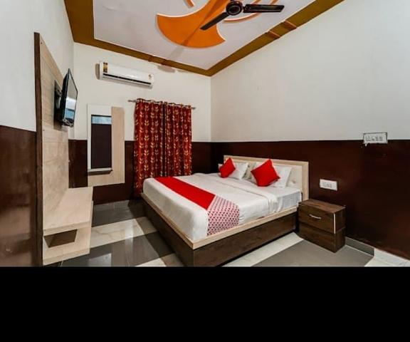 OYO 82804 Hotel Shiva Rajasthan Behror Classic Room