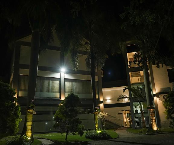 Hotel Palmshore Kerala Palakkad exterior view