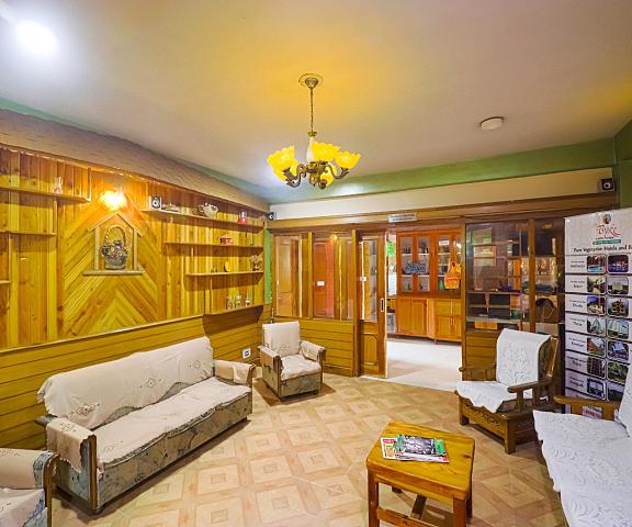 The Byke Neelkanth Hotel Himachal Pradesh Manali shared lounge/tv area
