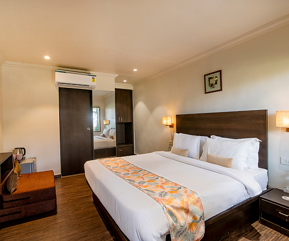 Silveroak Tropical Retreat By Bay Hotels Maharashtra Mumbai Deluxe Room