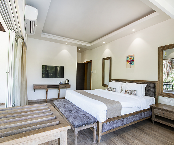 Silveroak Tropical Retreat By Bay Hotels Maharashtra Mumbai Premium Room