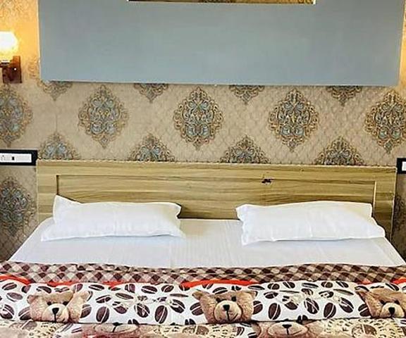 FabHotel Sizzling Resort & Adventure Uttaranchal Dhanaulti bedroom