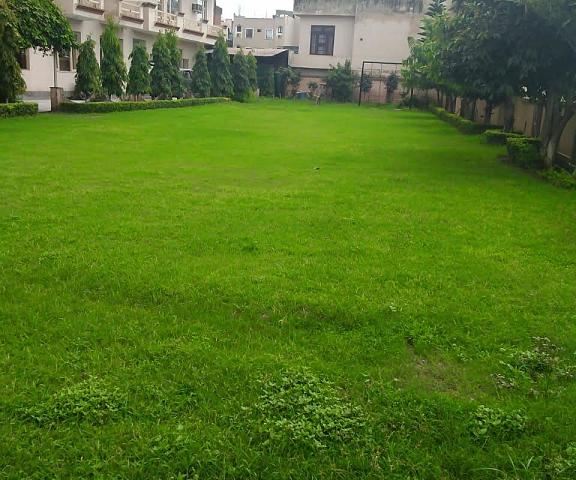 Hotel Jagdamba Jammu and Kashmir Jammu garden