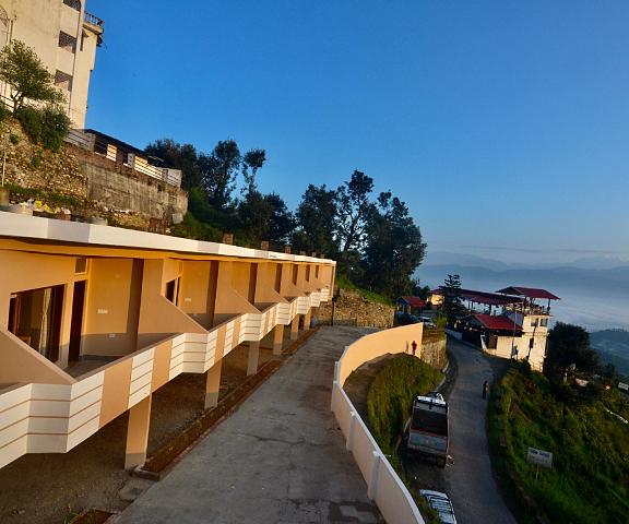 Uttarakhand Resort Uttaranchal Kausani exterior view