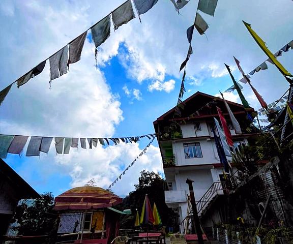 Himalayan Sherpa Homestay Sikkim Ravangla surrounding environment