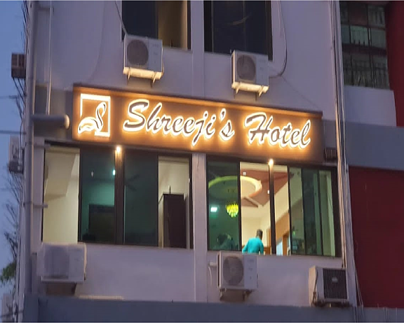 Hotel Shreeji's Gujarat Gandhinagar exterior view