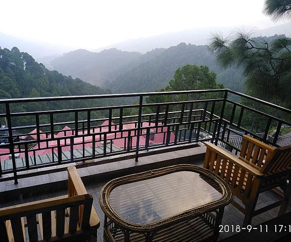 Winnies Holiday Resort & Spa Himachal Pradesh Kasauli Hotel View