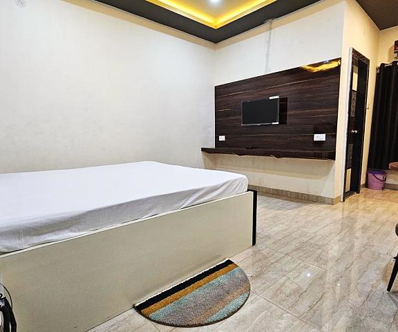 Saalt Bandhan Resort Bihar Muzaffarpur Standard Room