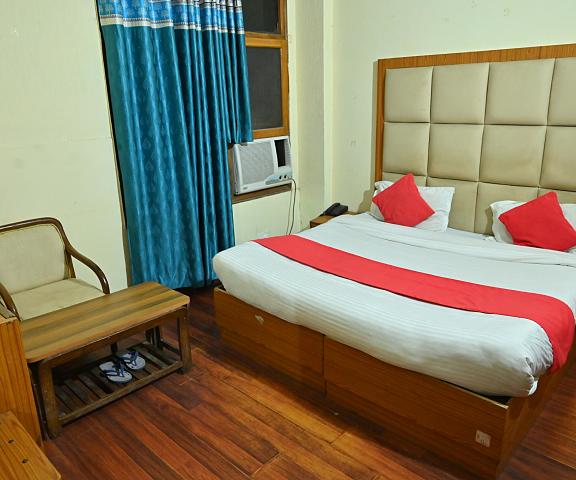 Abhi International Hotel Punjab Pathankot Classic Room