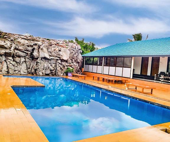 Anand Resort - A luxury Private Pool Villa in Nashik Maharashtra Nashik Premium Room with King Bed