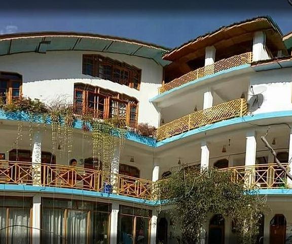 Orchards House - The Hidden Tribe Himachal Pradesh Manali entrance