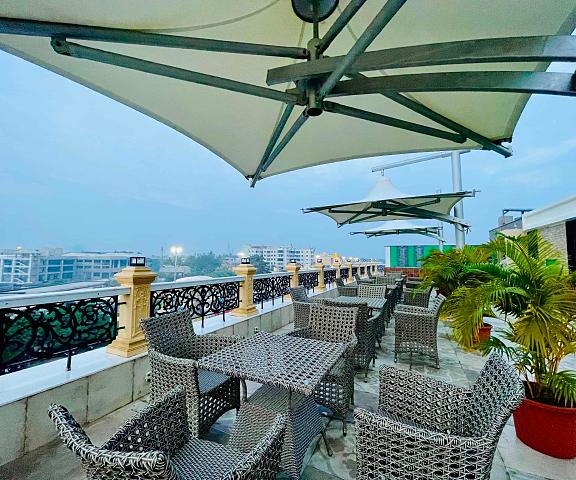 Hotel Royal Grand Heritage Maharashtra Igatpuri balcony/terrace